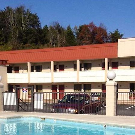 Astoria Hotel Danville West Eksteriør billede