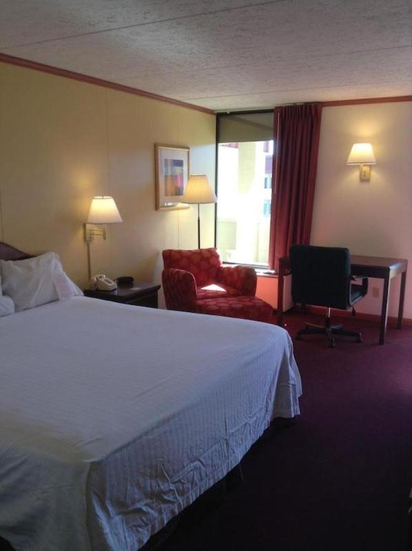 Astoria Hotel Danville West Eksteriør billede