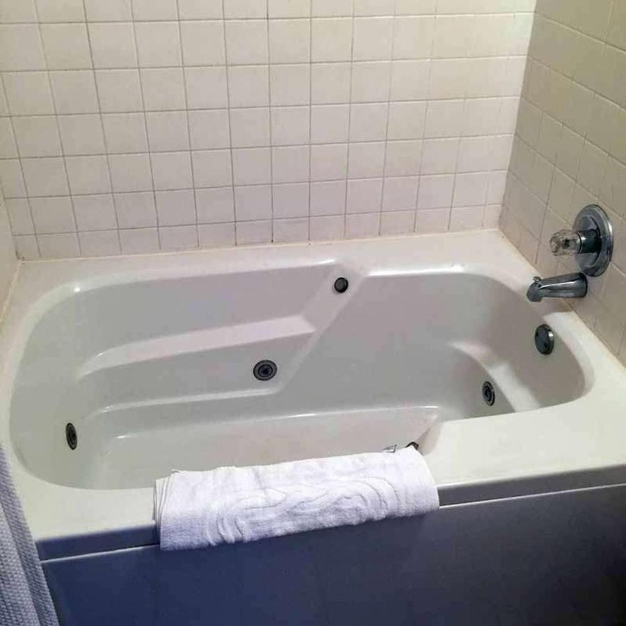 Astoria Hotel Danville West Eksteriør billede