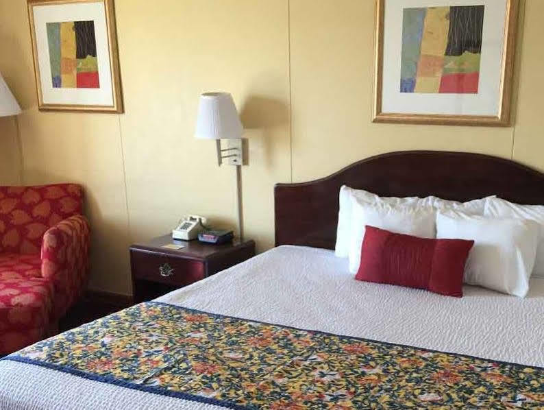 Astoria Hotel Danville West Eksteriør billede